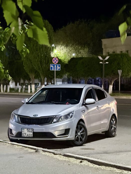 Продам кио рио 3 2014 года