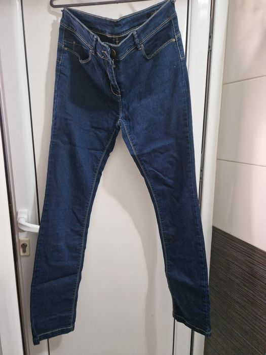 Дамски дънки - размер М, Л