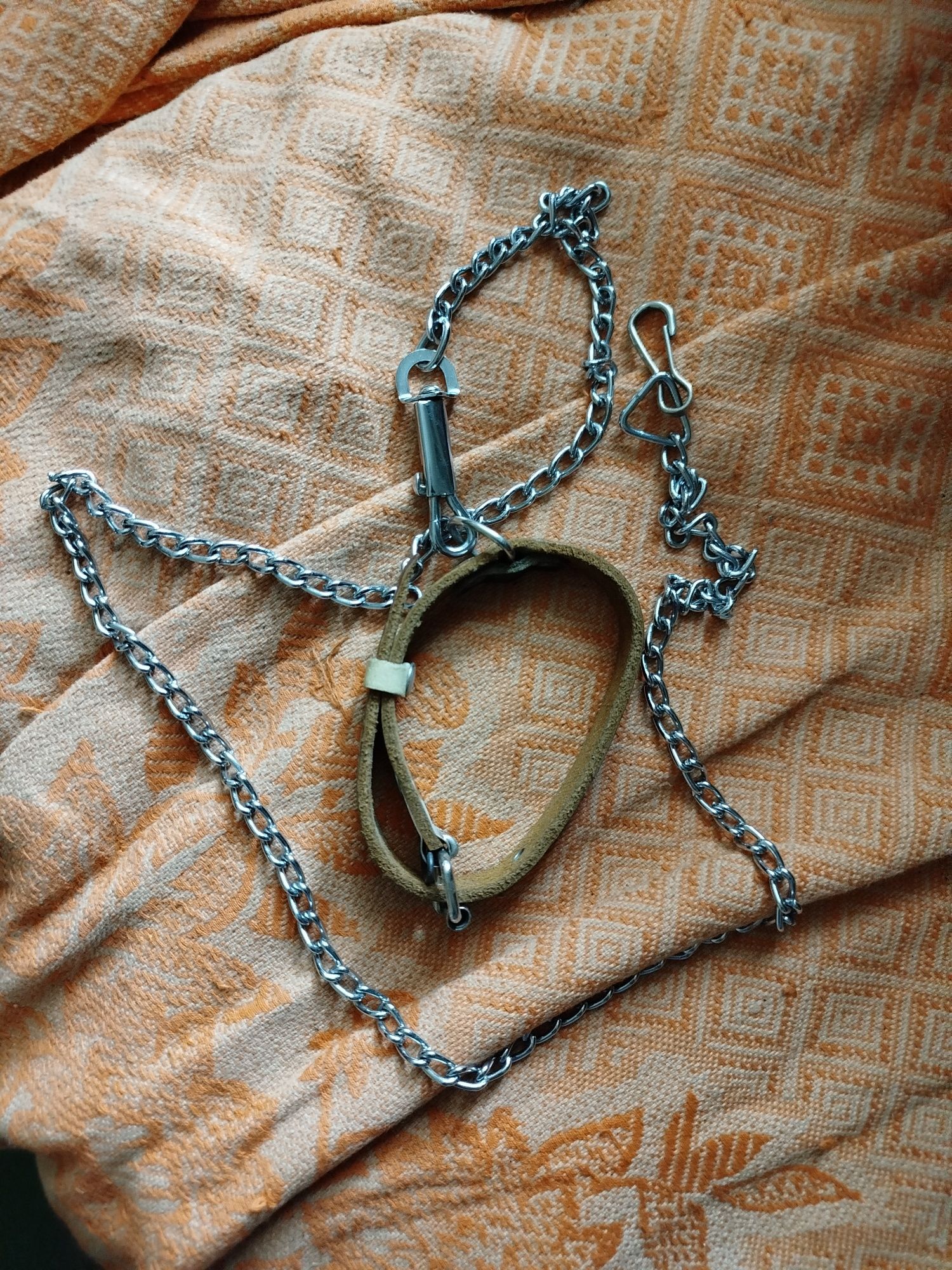 Продам цепочку с ошейником