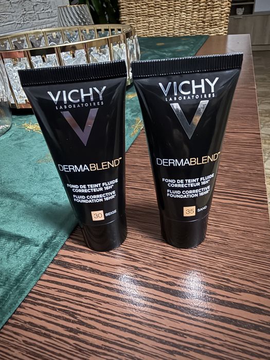 Fonduri de ten Vichy Dermablend, NOI