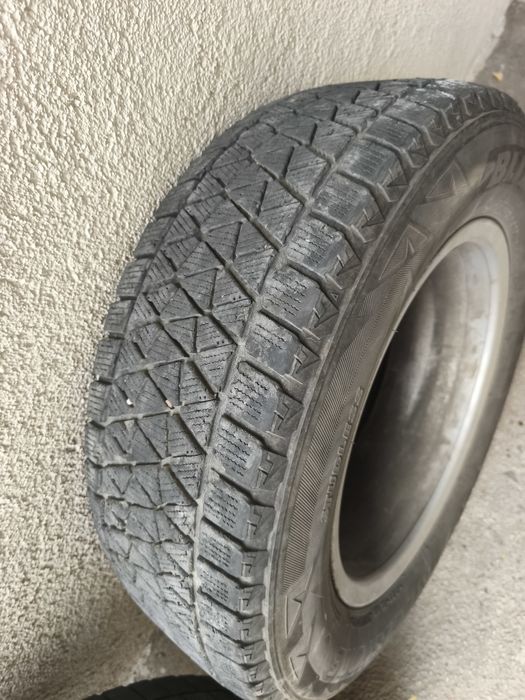 Anvelope iarna Bridgestone Blizzak 215/65/r16 suv 4x4