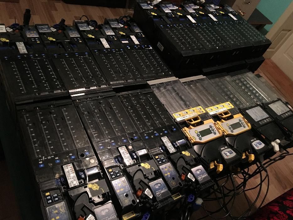 vindem sisteme de plata cititoare de bancnote, jetoniere, restiere