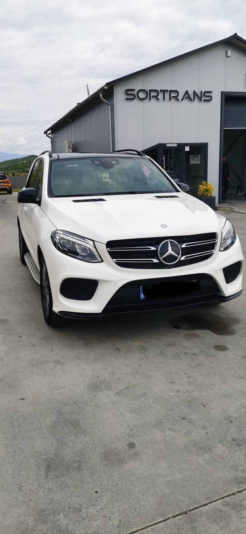 Mercedes-Benz GLE SUV