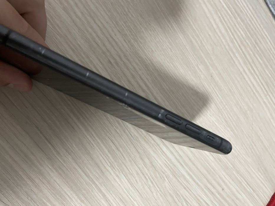 Carcasa iphone 11 completa, baterie 81% FARA DISPLAY SAU PLACA