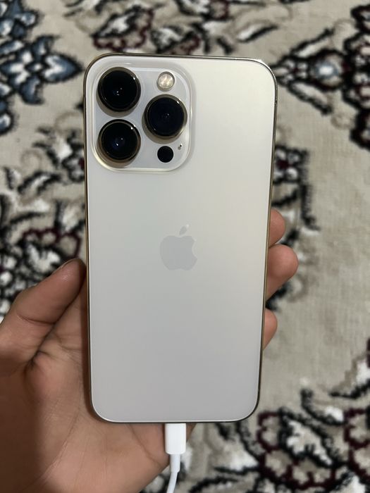 Iphone 13 pro Gold
