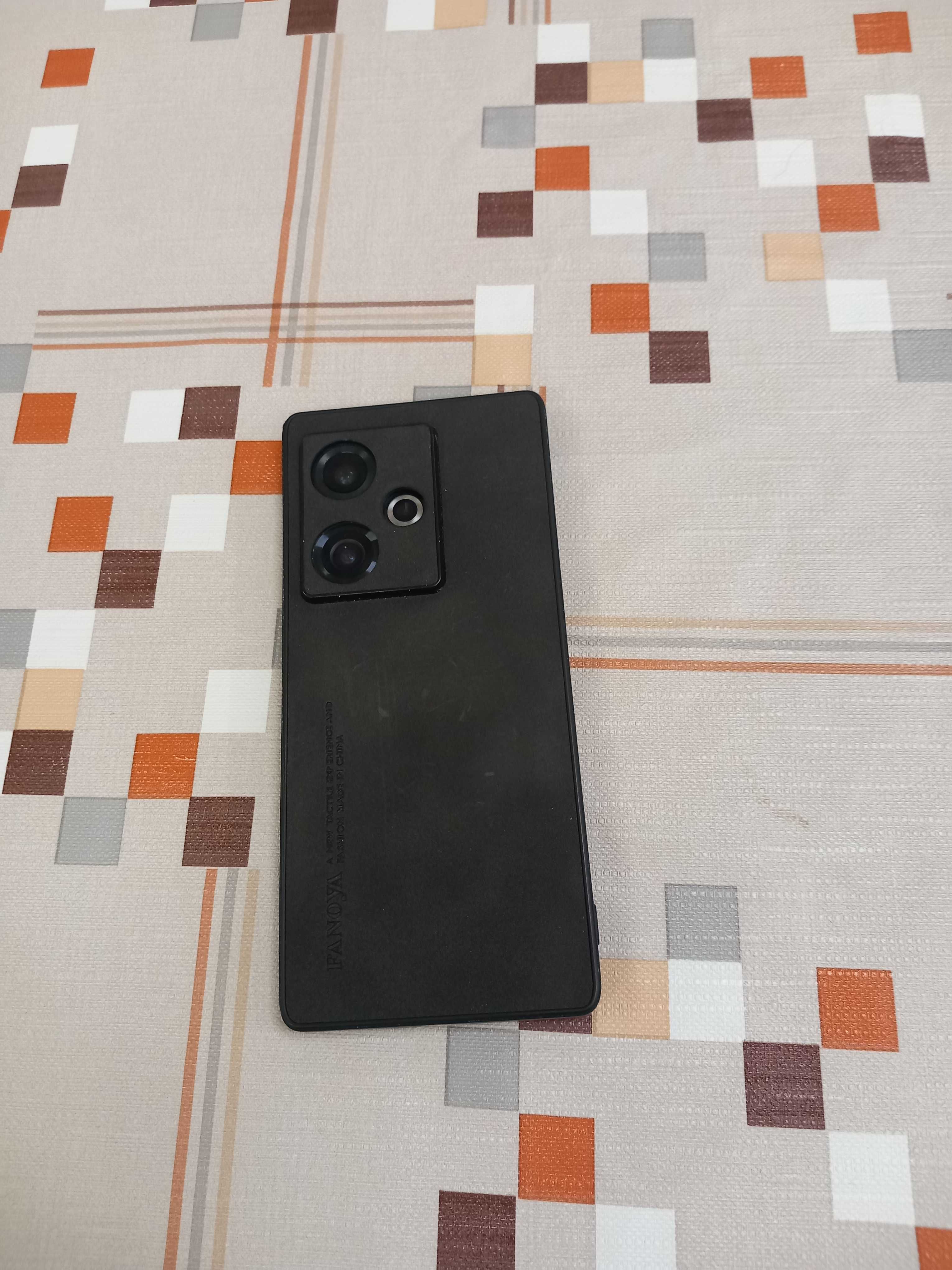 Продавам смартфон Nubia Z50