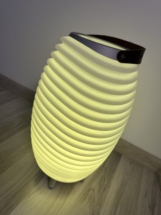 Veioza cu difuzor Bluetooth