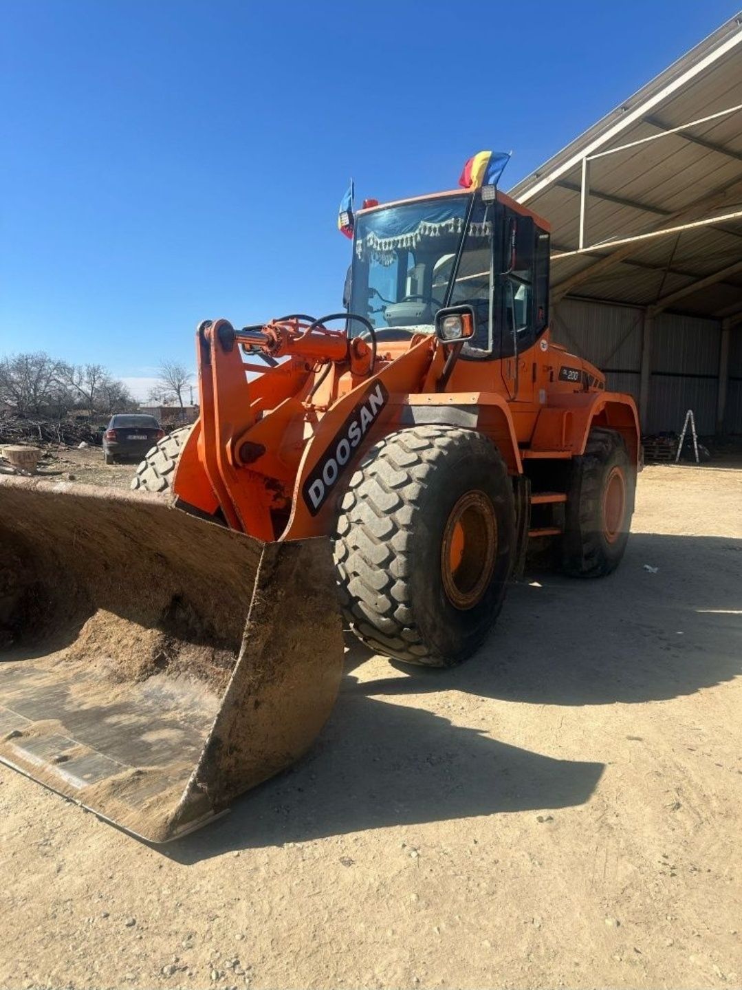 Incarcator frontal Vola Doosan DL 200