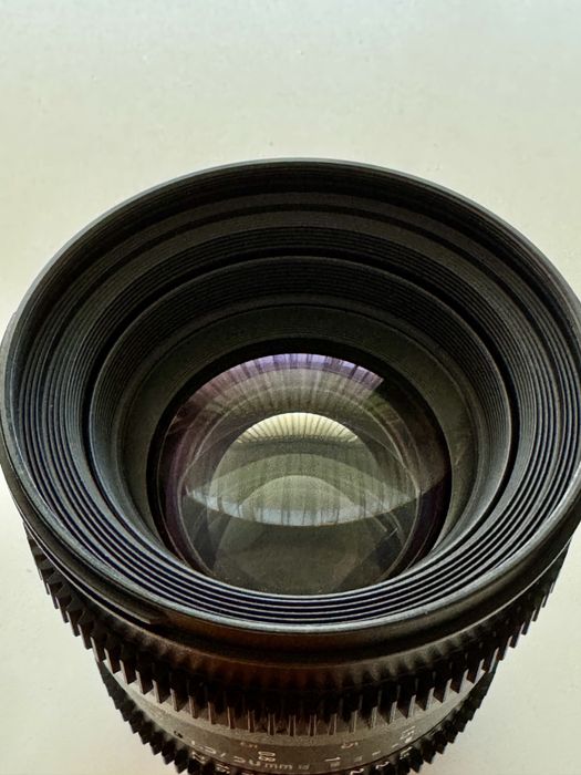 Сет от 6 кино обектива Samyang VDSLR II (EF mount) + твърд куфар