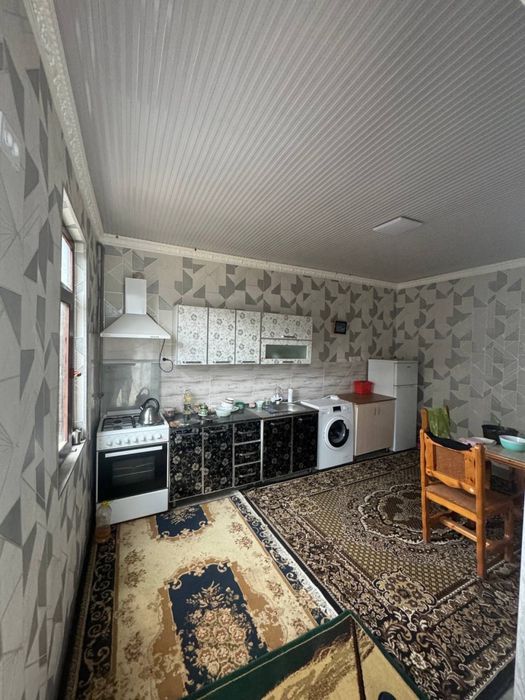 Uy sotiladi yashnobod olmos mahala