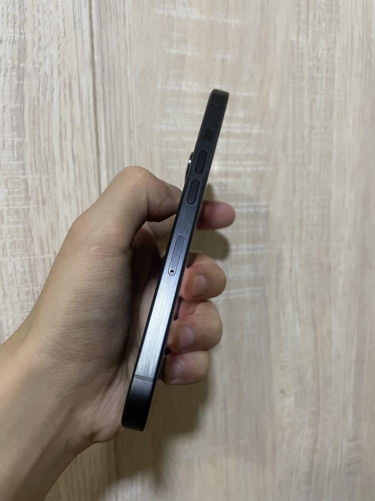 Iphone 15 pro 128GB Dual sim Z/AA