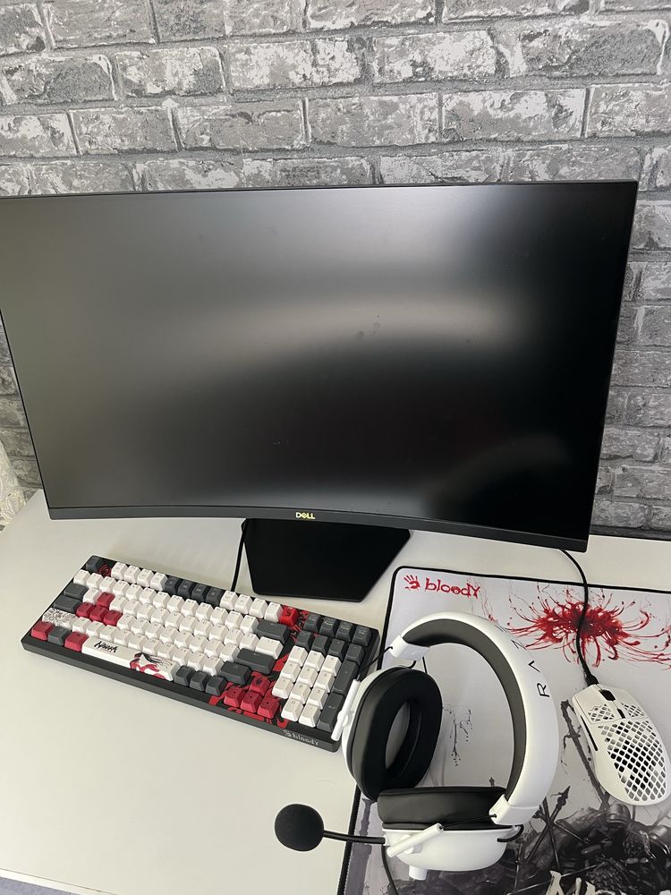 PC Gaming AMD Ryzen 5 3600 32GB Radeon RX7600