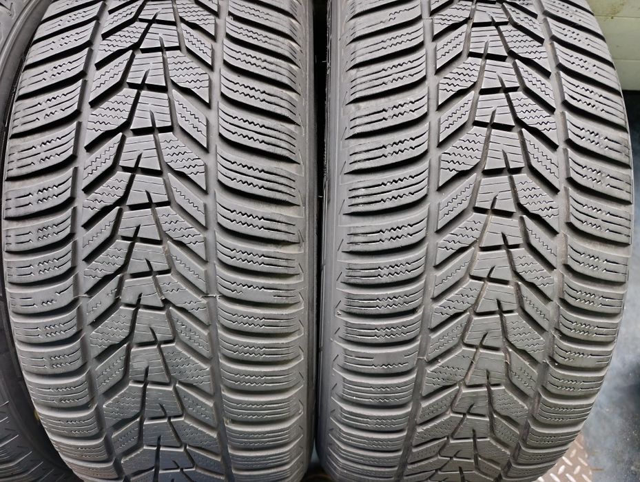 Anvelope de iarnă 235 55 17 Hankook dot 2020