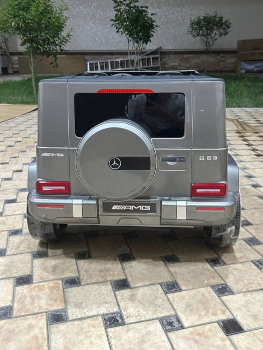 Mercedes Benz S307