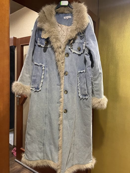 Дамско дьлго дьнково манто яке палто