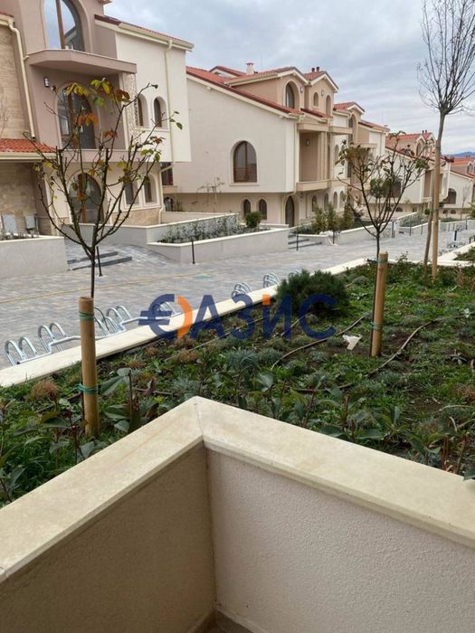 # 33645090 Двустаен апартамент в комплекс Гранд Вилидж (2), Кошарица.