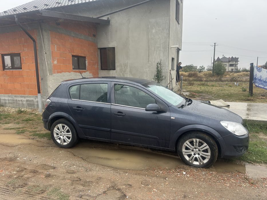 Opel astra h 1,7