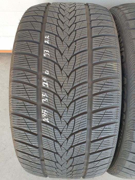 Зимни гуми 2 броя IMPERIAL SnowDragon UHP 295 35 R21 дот 3222