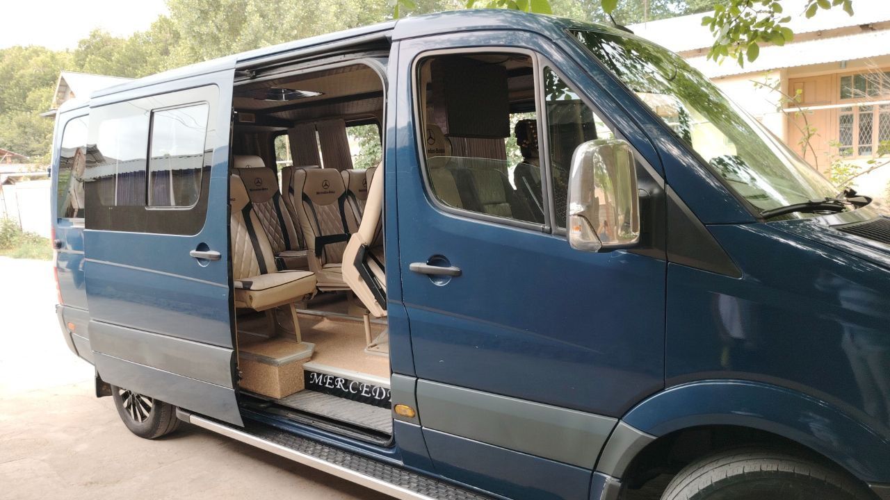 Mersedes Sprinter sotiladi
