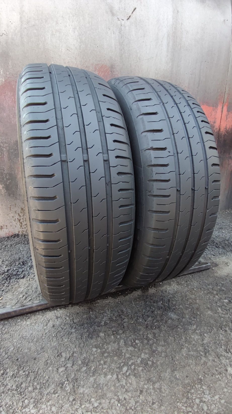 2бр. летни гуми 185/65/15 Continental, dot21
7.4mm
Добро състояние на
