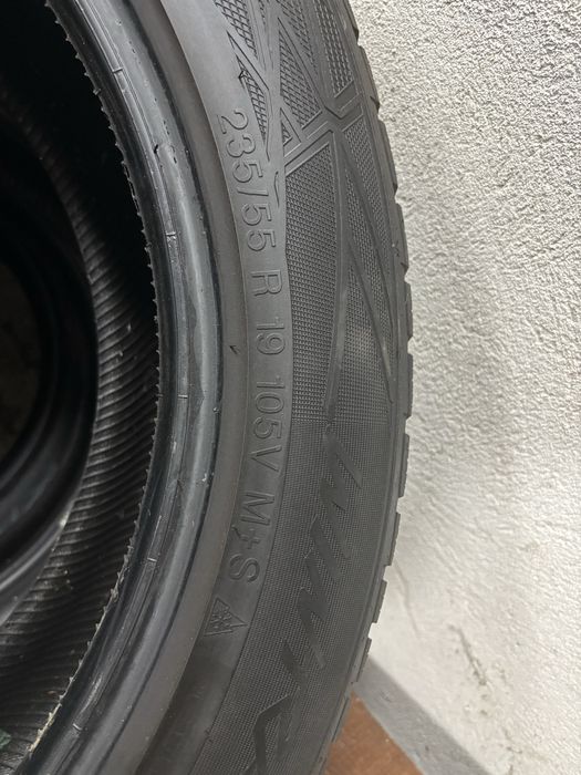 Vredestein 235/55/19 dot 20