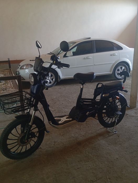 Elektron skuter sotiladi