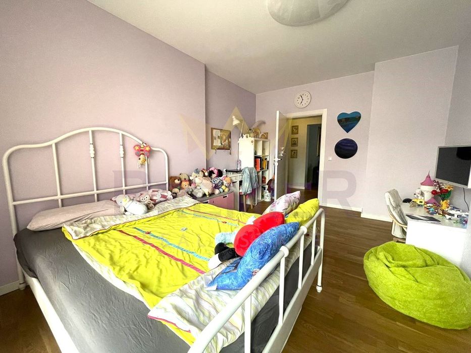 Продава се Многостаен апартамент в София, Манастирски ливади - 320 кв.м за 2029 €/кв.м - Снимка #4