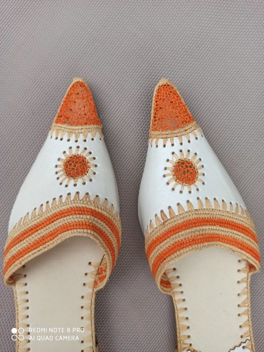 Vând papuci piele măsura 40