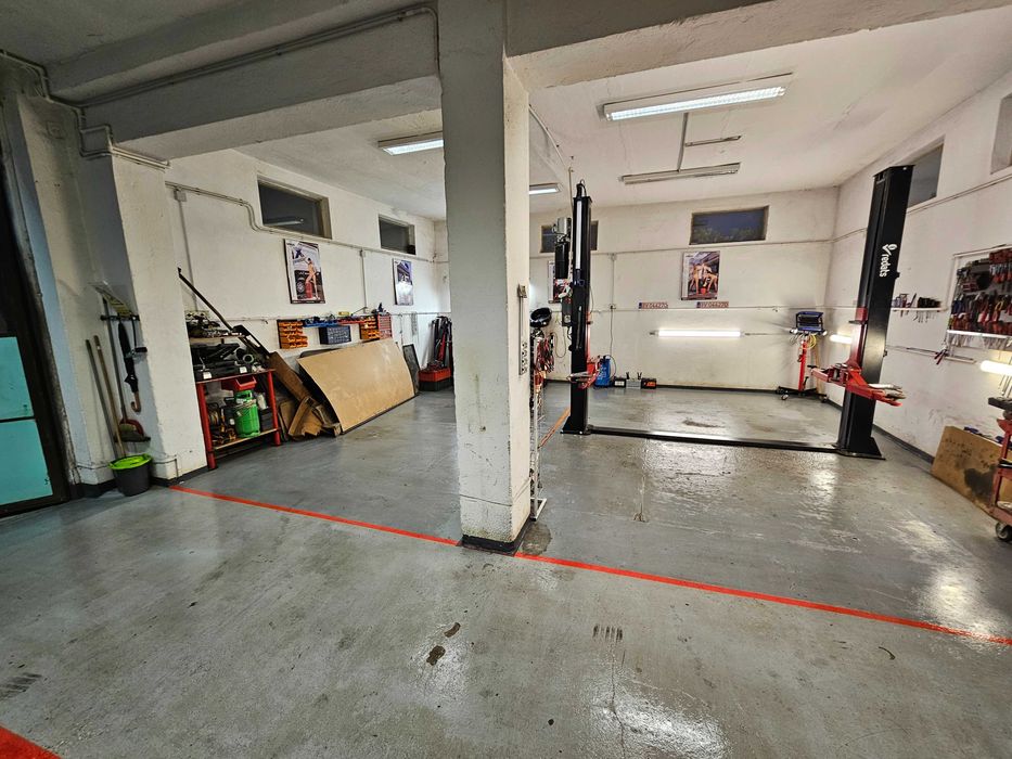 Inchiriez sau vand Service Auto complet utilat