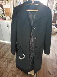 Женское  пальто 42 размера