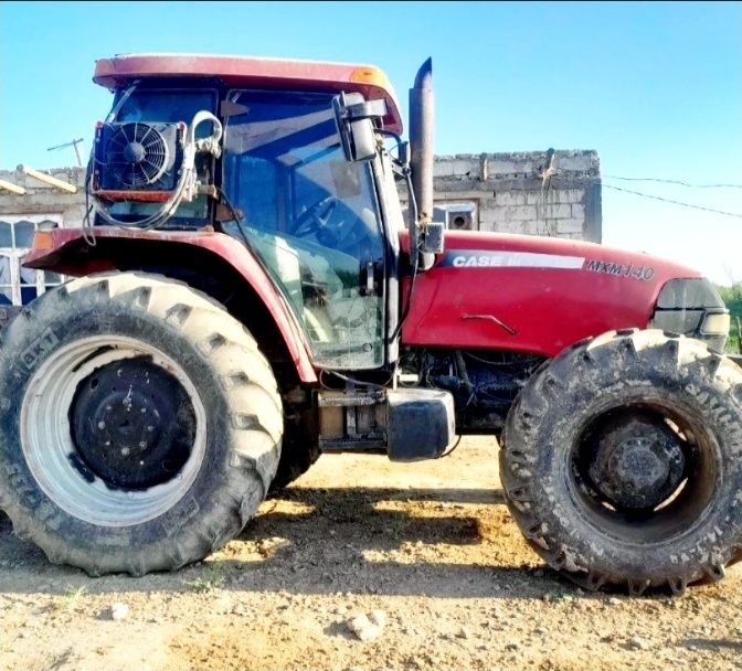 Mxm-140  Traktor sotiladi xolati zoʻr kamchilik yoq