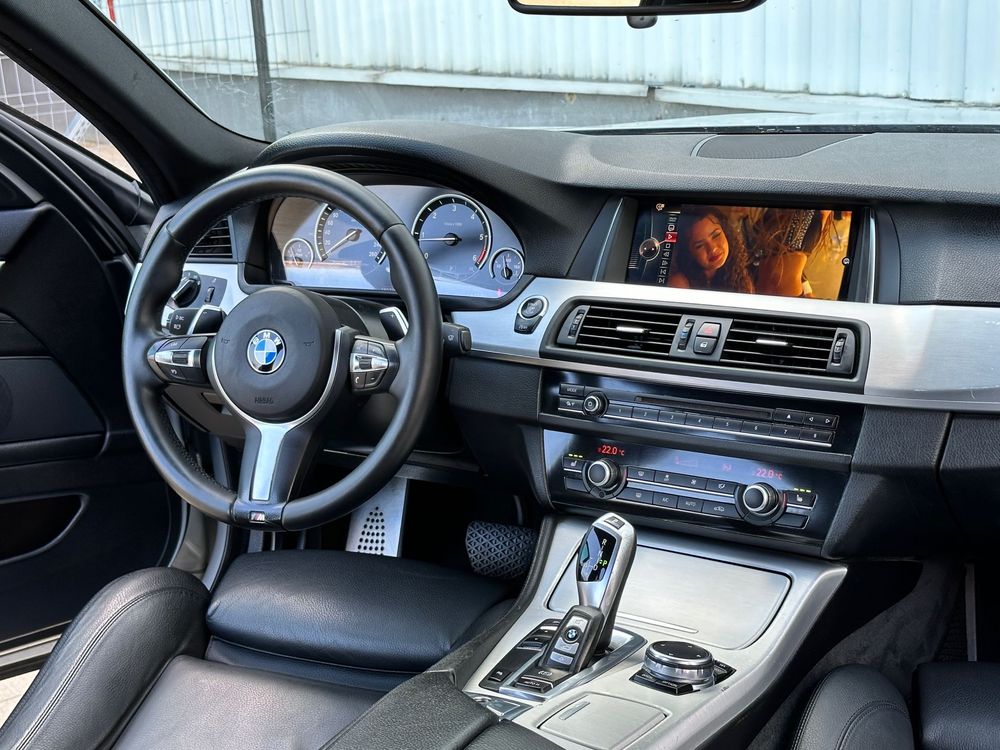 BMW Seria 5 F10 / Head Up Display/ 520d 190cp / Faruri Led /M-Packet