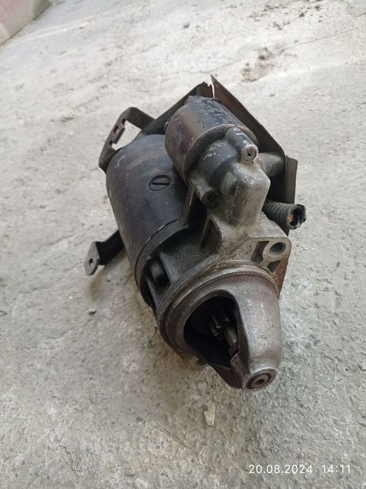 Продам запчасти для Опеля кадет универсал 1.7D.