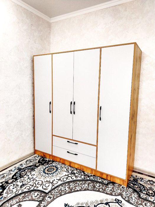 Metro Beruniyda 3 xona 4 xonali qilingan kvartira sotiladi