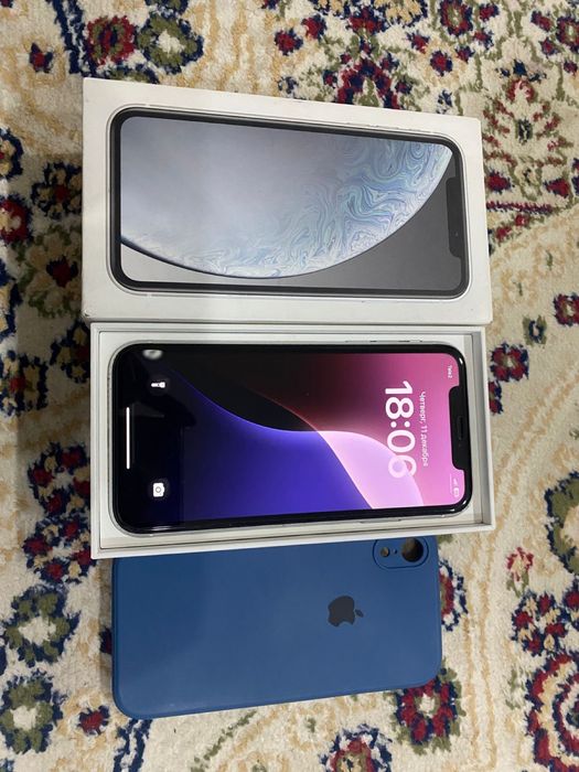 Айфон XR 128гб в идеально