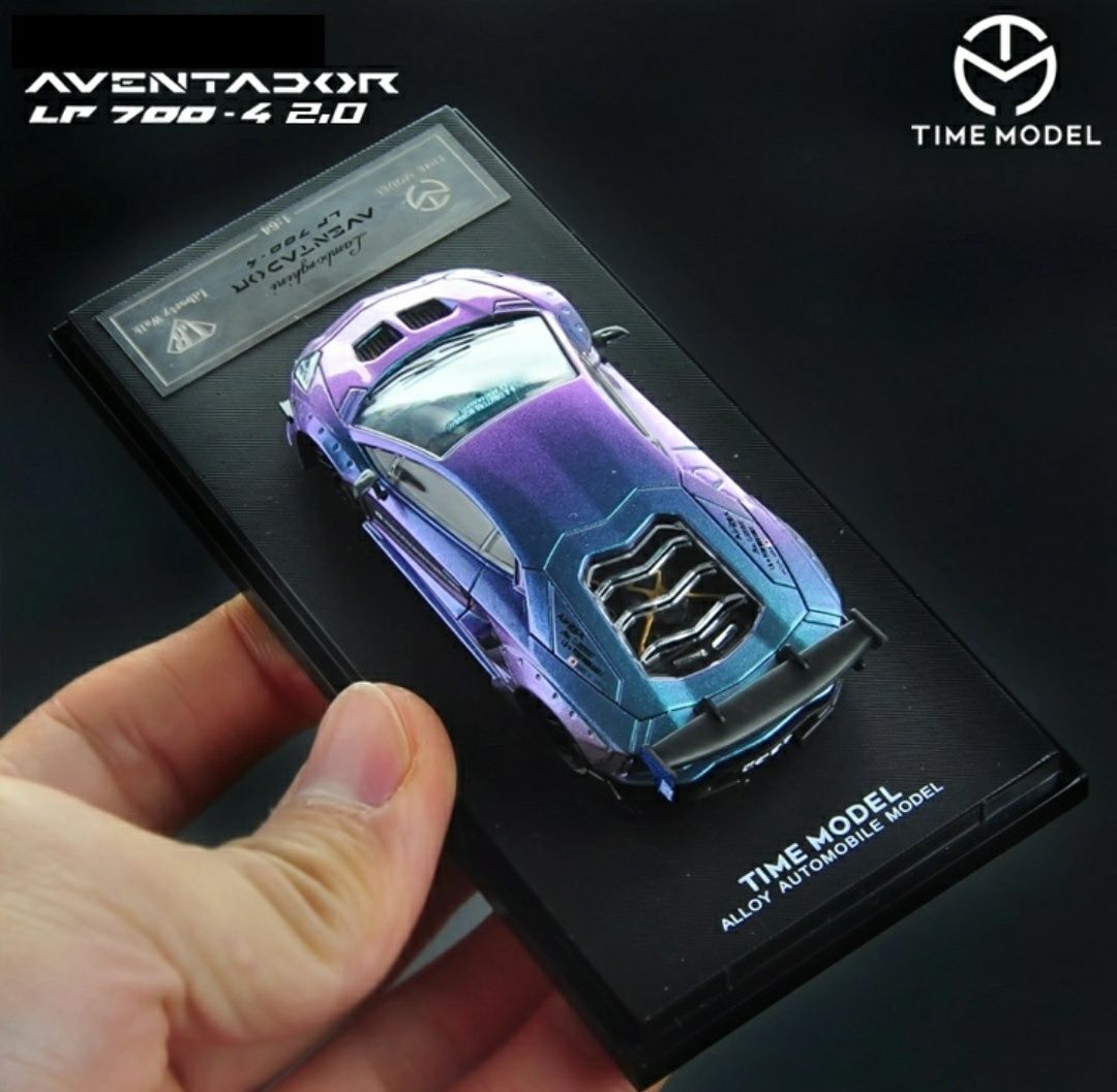 Macheta auto Premium 1:64 Lamborghini Aventador LBWK culoare speciala