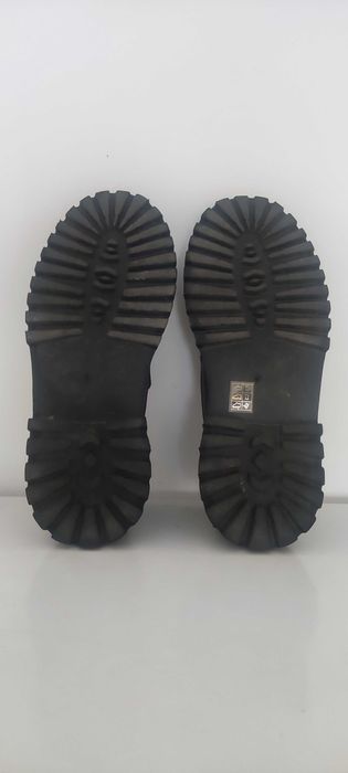 Vând pantofi dama piele naturală