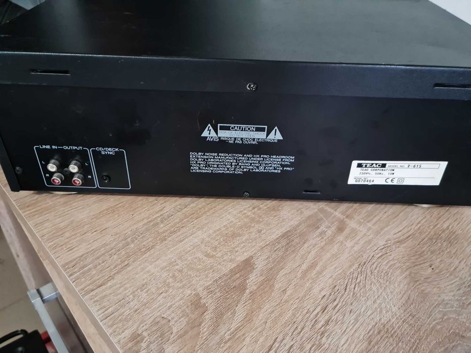 TEAC V-615 Stereo Cassette Deck