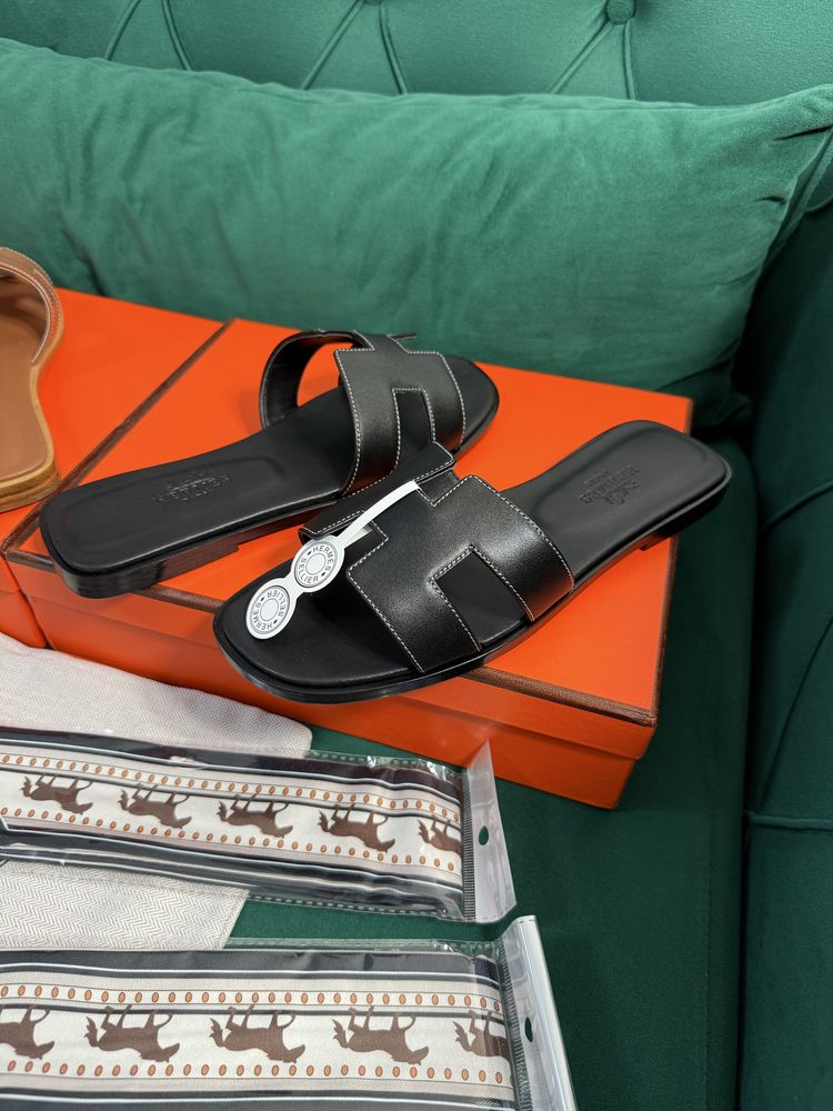 Papuci Hermes piele naturala 100% Full Box colectie noua