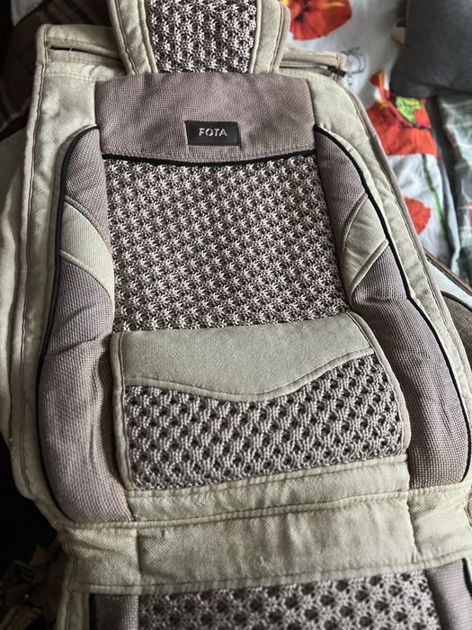 Продам чехлы на авто