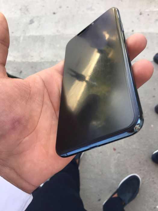Iphone 11 pro max  KHA