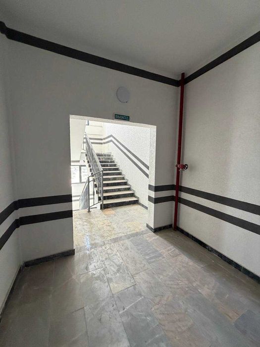 Продаётся 2х комн квартира на 8 этаже Ор-р  Динамо кольцо