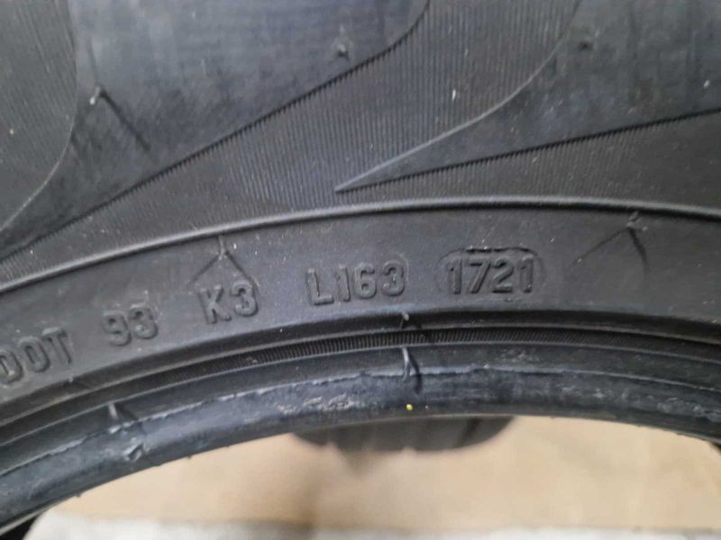 2 Pireli R18 235/60
летни гуми DOT1721