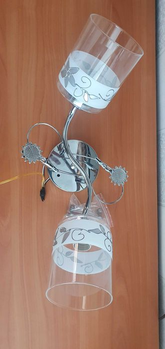 Продаю бра светильник