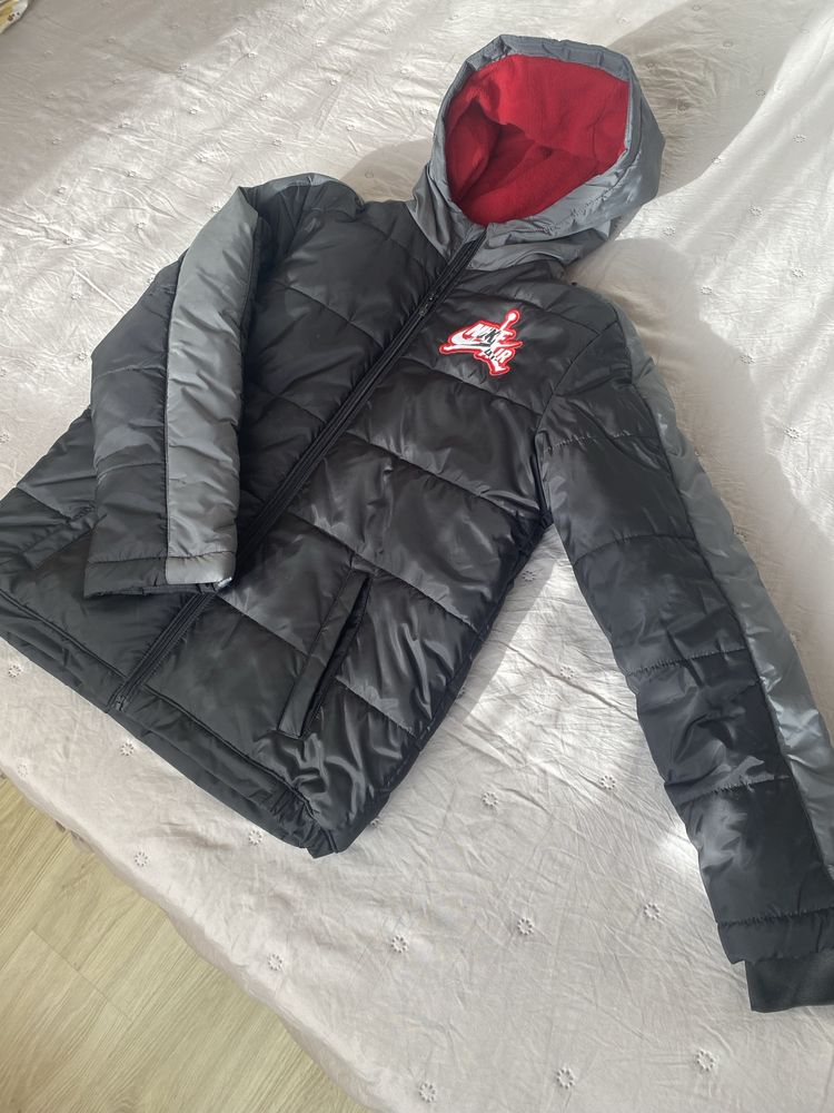 Зимно яке JORDAN 13-15г.