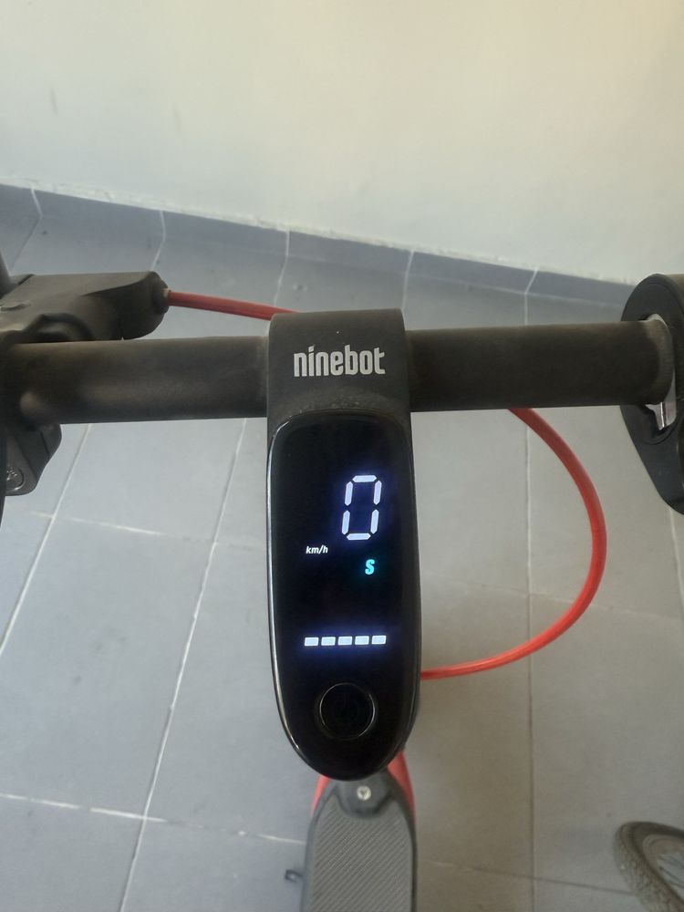 Тротинетка Ninebot