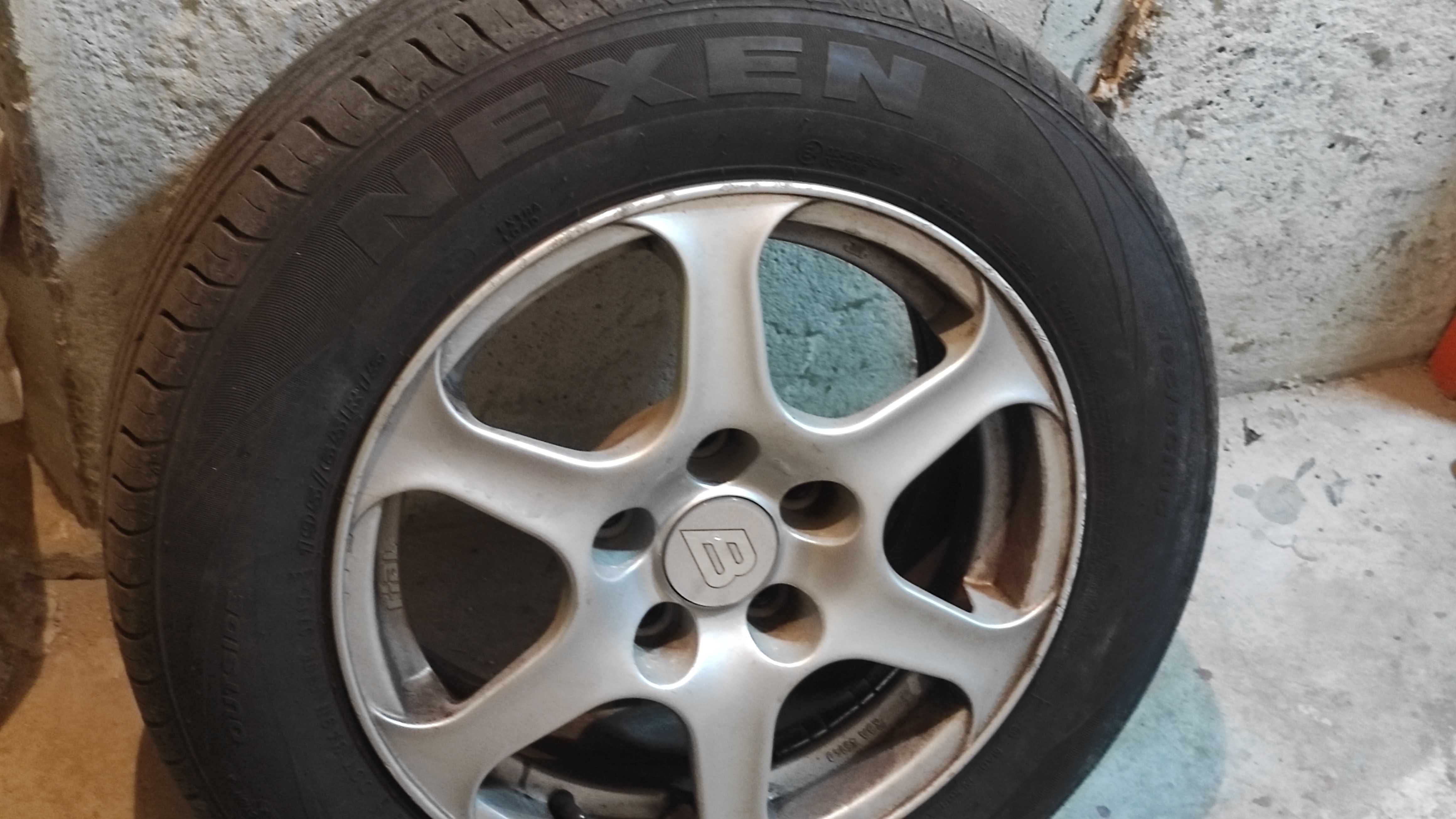 Джанти 5х114.3 с гуми 195/65R15