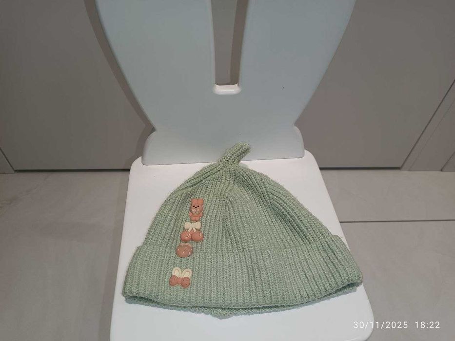 Детская зимняя шапка