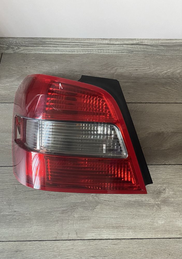 GLK Mercedes X 204 оригинален ляв стоп с  оранжев мигач