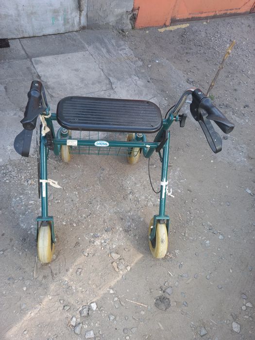 Инвалидные коляски,каталки